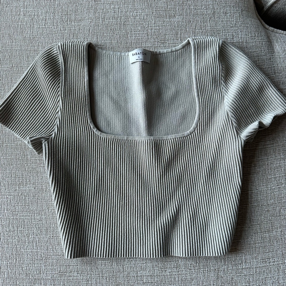 Aritzia Babaton Cream Ribbed Knit Top